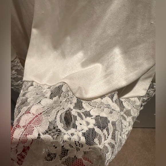 Claire Sandra by Lucy Ann Robe Vintage - Picture 3 of 15